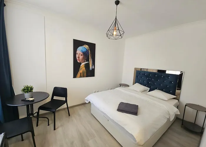 Touristic Center Jean Louis Calderon 28 Street Apartment Bucureşti